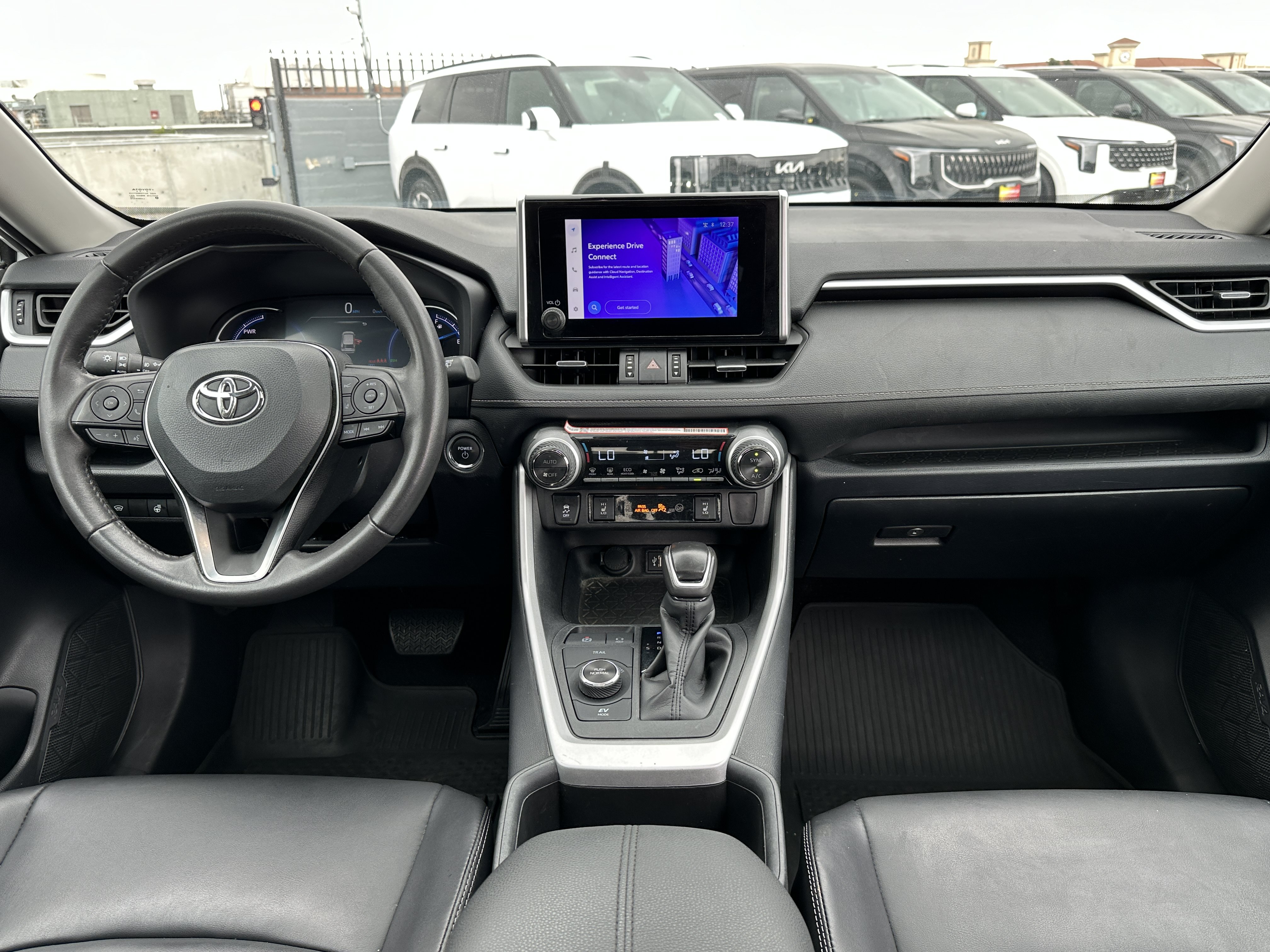 Used 2025 Toyota RAV4 XLE Premium AWD/4WD image 20