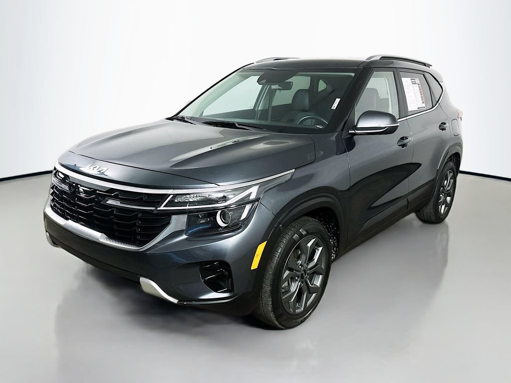 Used 2024 Kia Seltos S FWD video 3