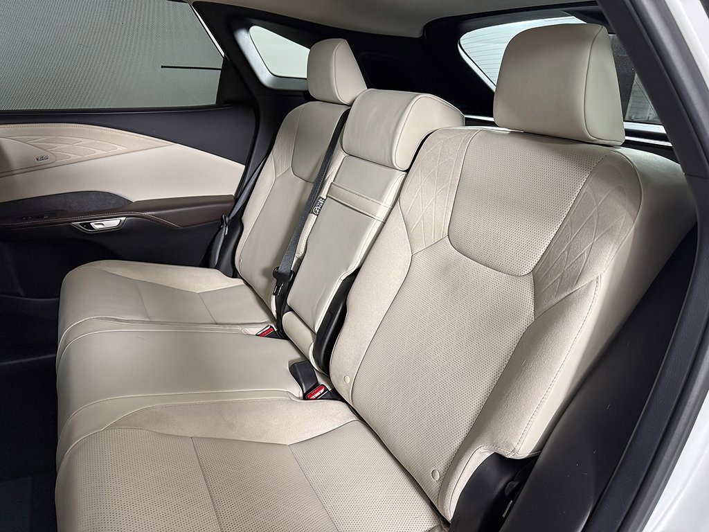 Used 2025 Lexus RX 450h AWD w/ Convenience Package image 35