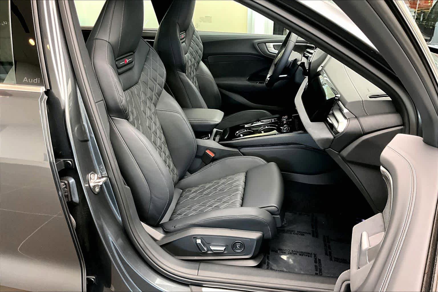Used 2025 Audi S5 Premium Plus w/ Premium Plus Package AWD/4WD image 9