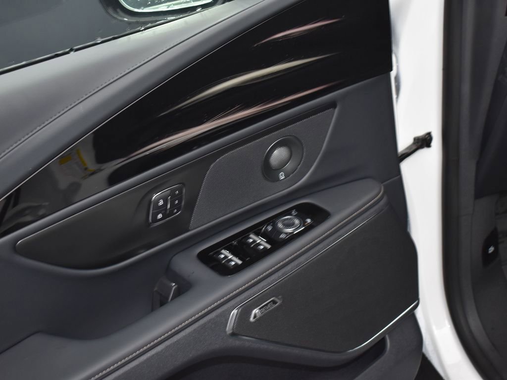 New 2026 Lincoln Nautilus Premier w/ Equipment Group 102A image 9