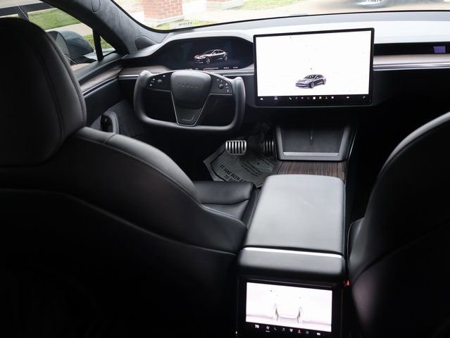 Used 2022 Tesla Model S AWD/4WD image 12
