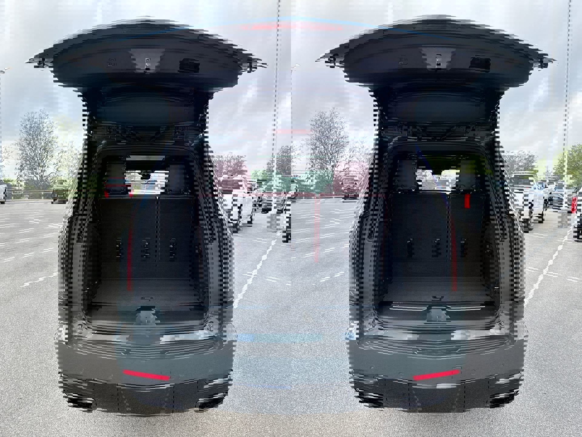 Used 2026 Cadillac Escalade Sport image 20