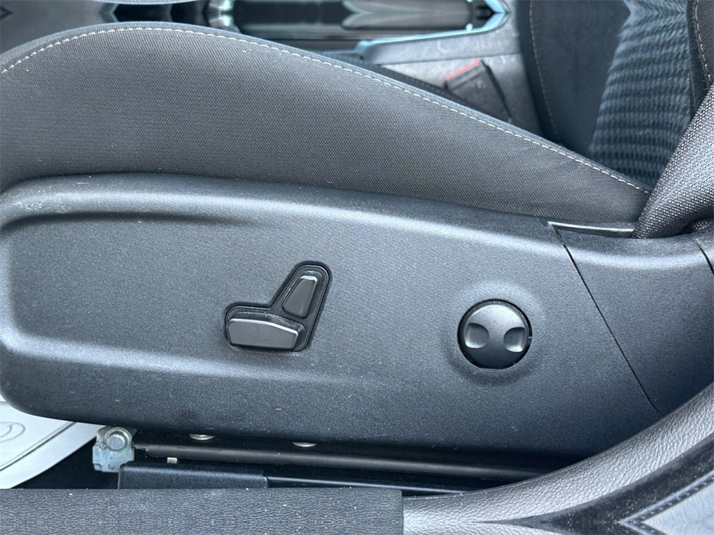 Used 2023 Dodge Charger R/T w/ Blacktop Package image 25