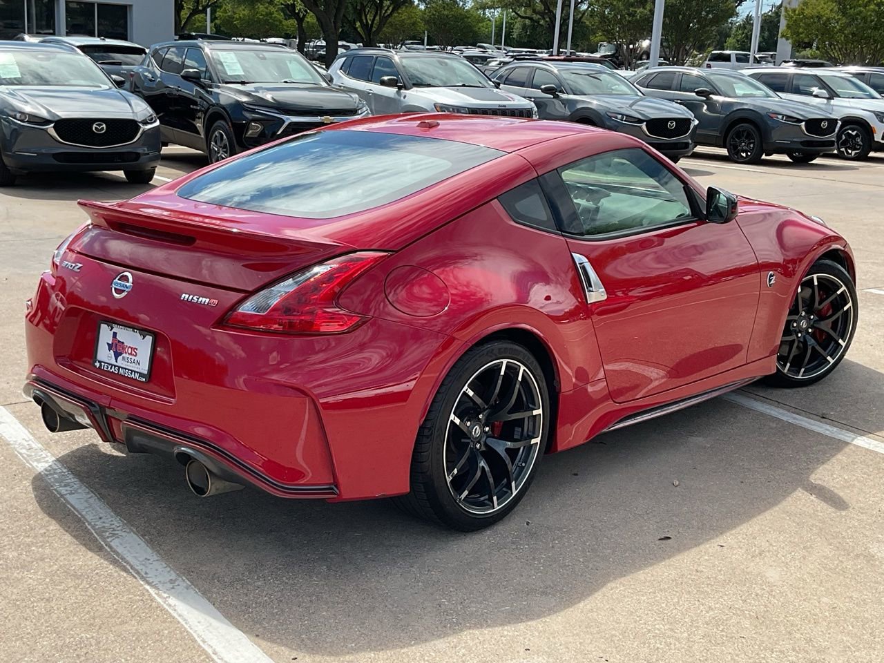 Used 2016 Nissan 370Z NISMO image 5