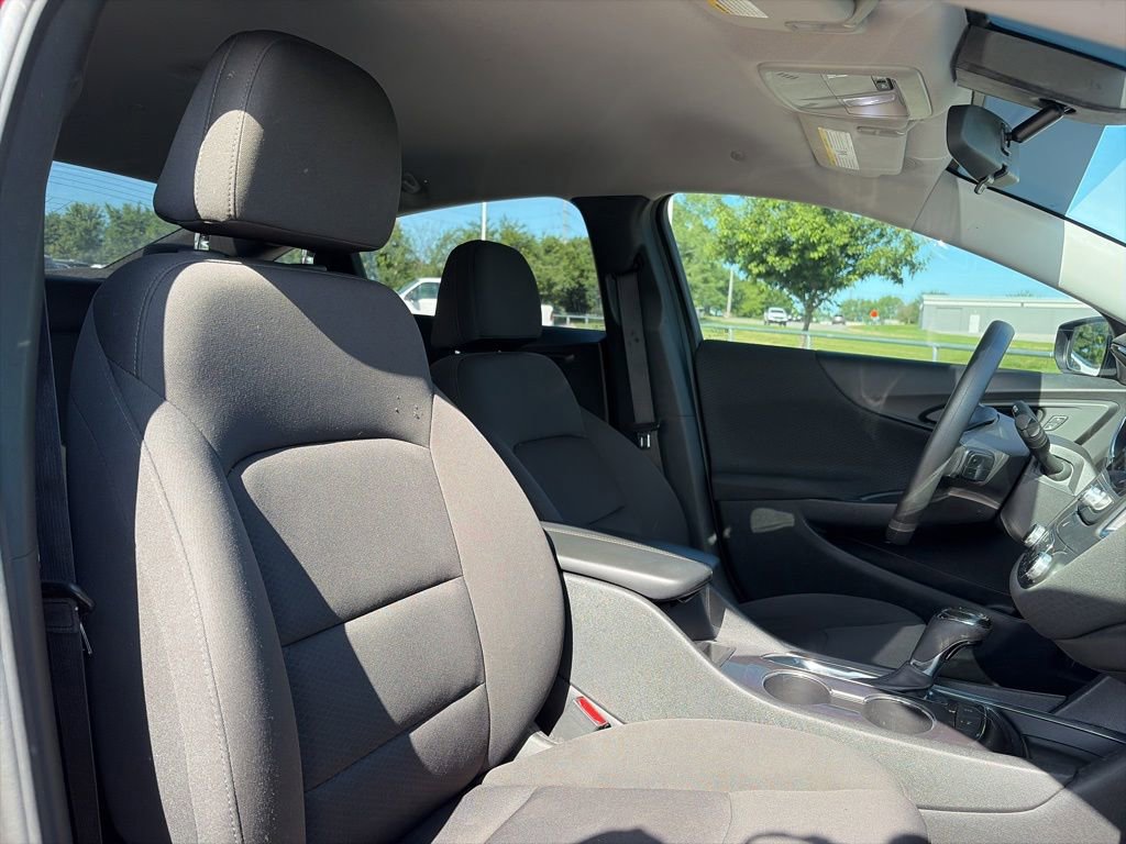Used 2019 Chevrolet Malibu LT w/ Driver Confidence Package FWD image 28