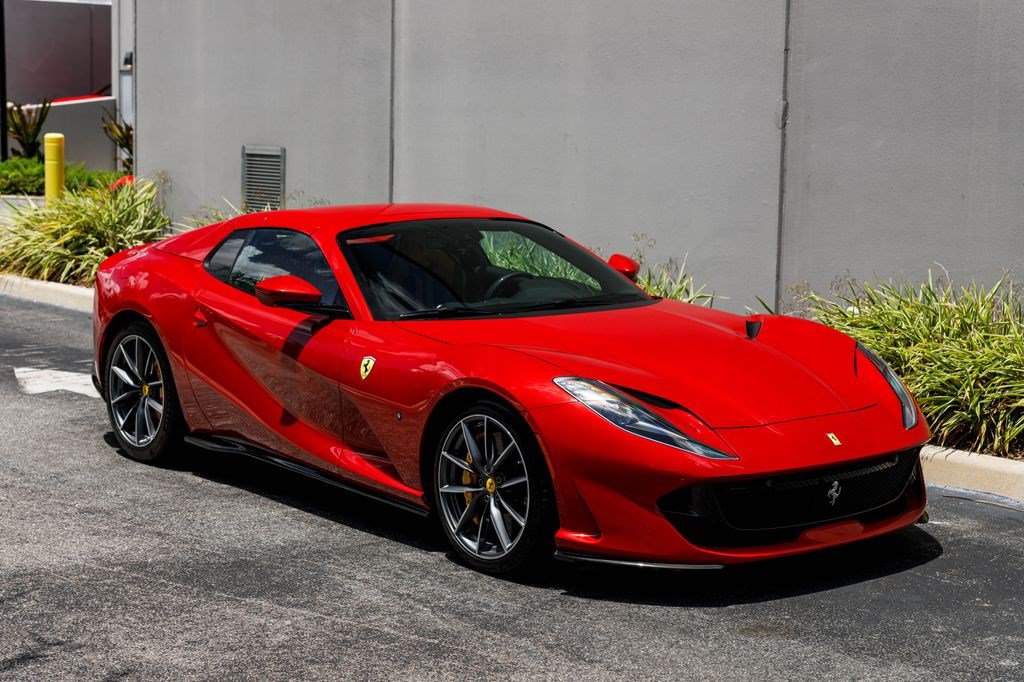 Used 2023 Ferrari 812 GTS RWD image 7