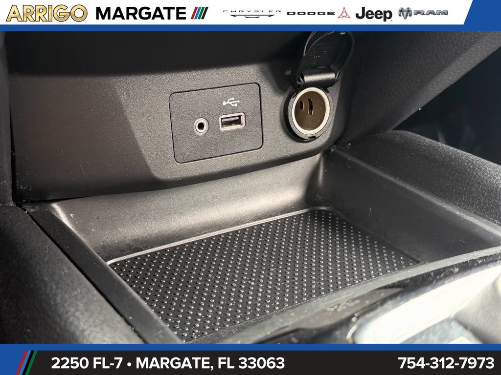 Used 2019 Nissan Rogue Sport S w/ Appearance Package FWD image 23