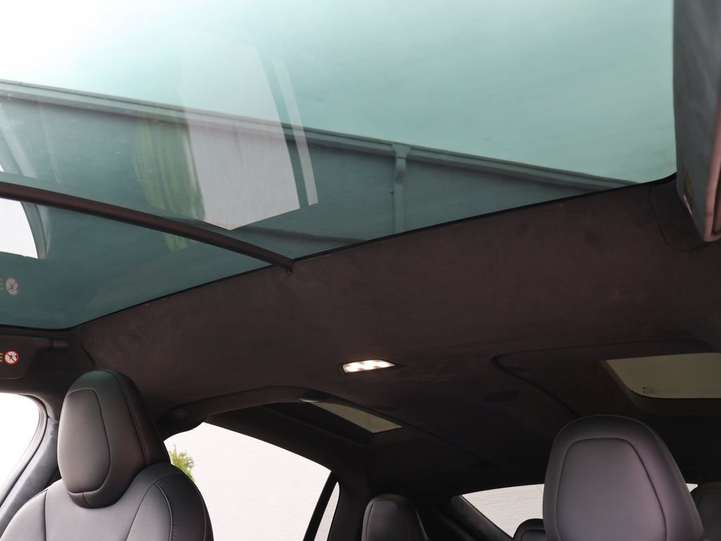 Used 2022 Tesla Model X AWD/4WD image 37