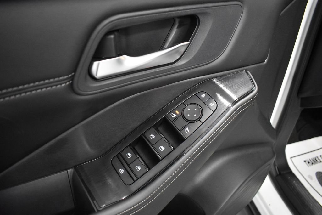 Certified 2023 Nissan Rogue SV w/ SV Premium B Package image 15