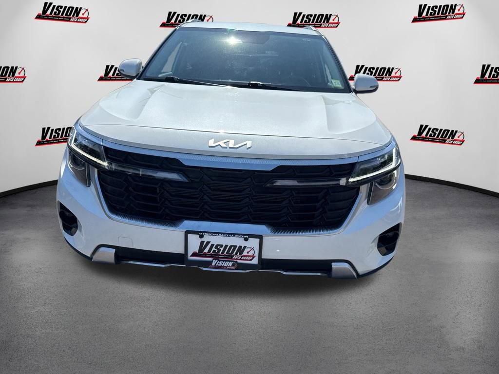 Certified 2024 Kia Seltos S AWD/4WD image 2