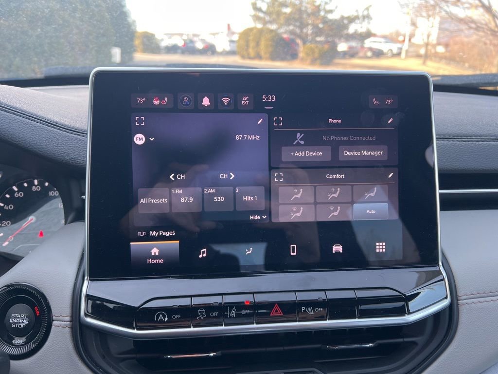 Used 2025 Jeep Compass Limited image 18