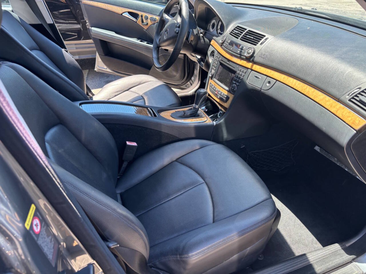 Used 2009 Mercedes-Benz E 350 Sedan image 11