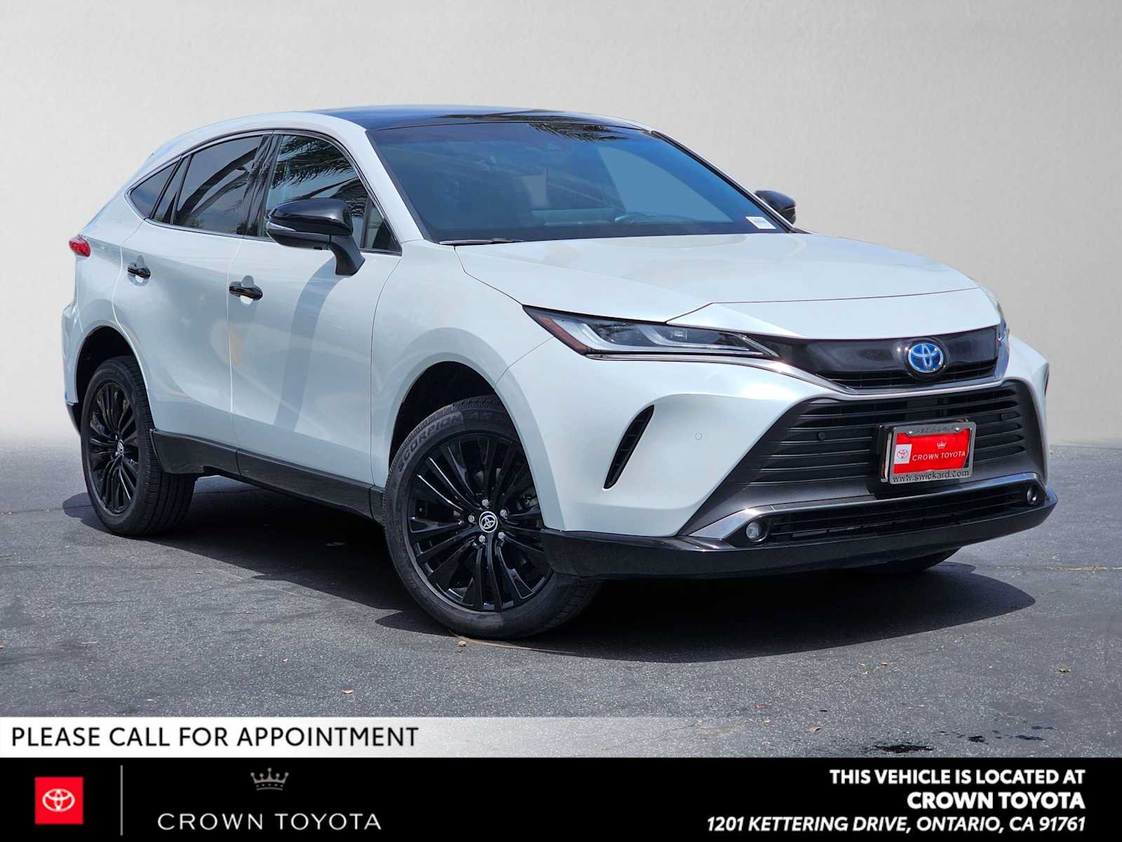 Certified 2024 Toyota Venza Nightshade AWD/4WD image 1