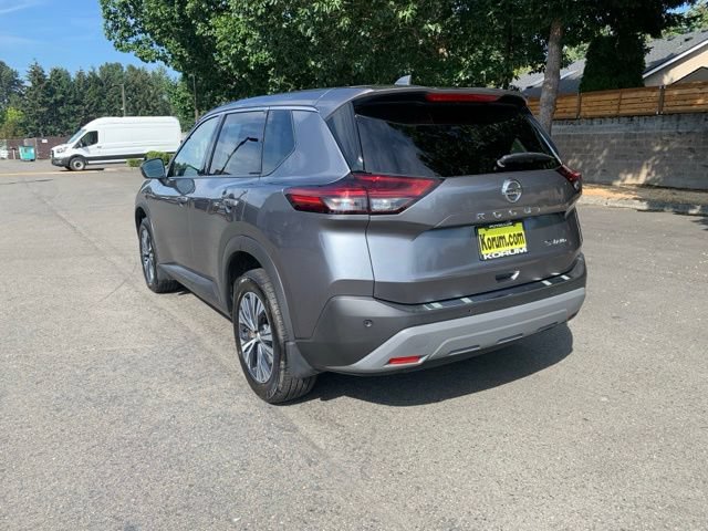 Used 2021 Nissan Rogue SV AWD/4WD image 3