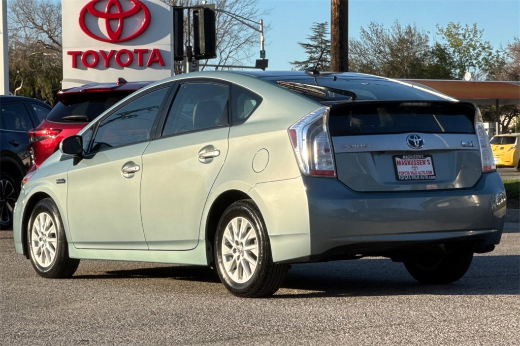 Used 2015 Toyota Prius Base image 5