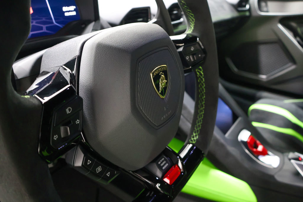 Used 2022 Lamborghini Huracan STO image 71