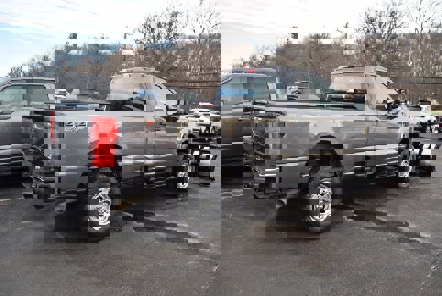New 2026 Ford F250 XL w/ XL Chrome Package image 3