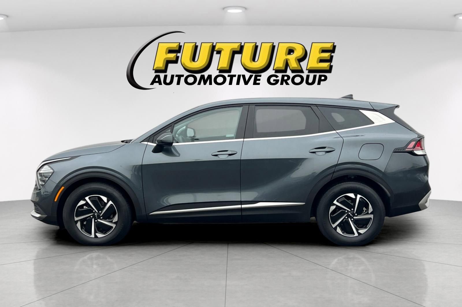 Certified 2025 Kia Sportage LX image 7