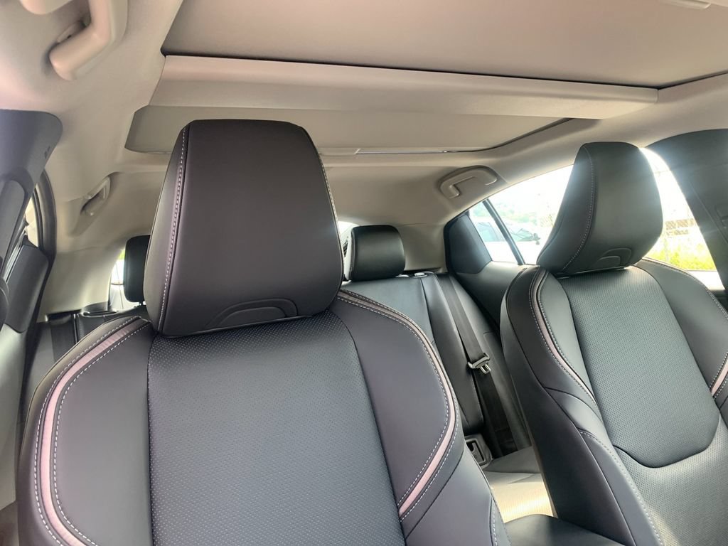 New 2026 Toyota Prius XLE FWD image 17