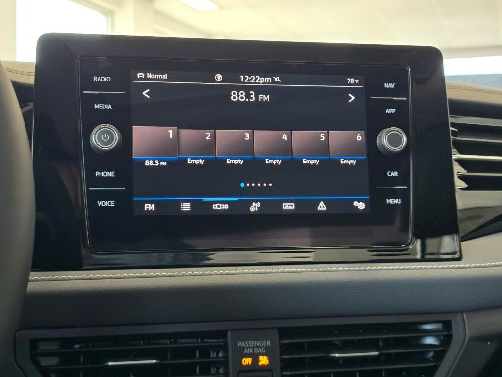 New 2026 Volkswagen Jetta SEL FWD image 26