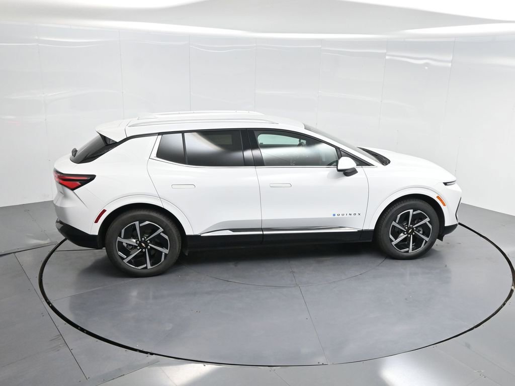 Used 2025 Chevrolet Equinox EV LT w/ Convenience Package image 64