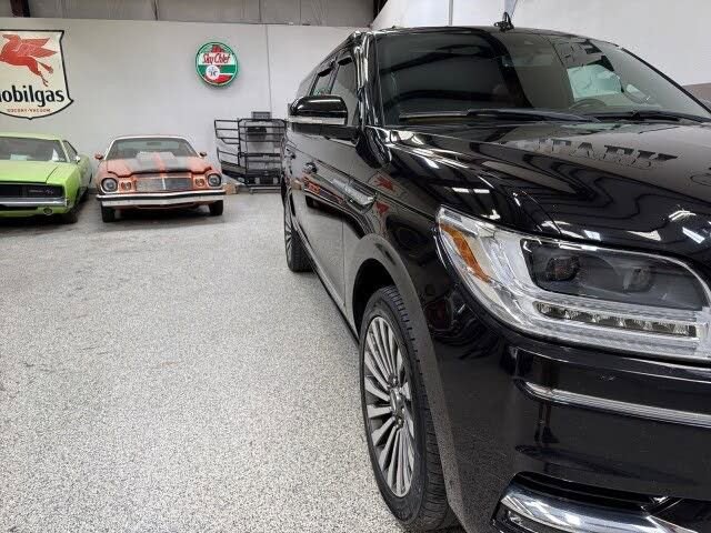 Used 2019 Lincoln Navigator L Reserve AWD/4WD image 39