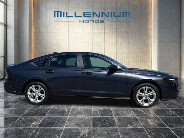Used 2023 Honda Accord LX image 6