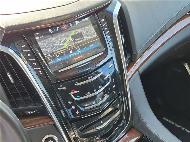 Used 2017 Cadillac Escalade Premium Luxury RWD image 15