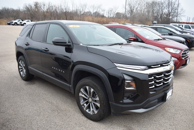 Used 2025 Chevrolet Equinox LT image 1