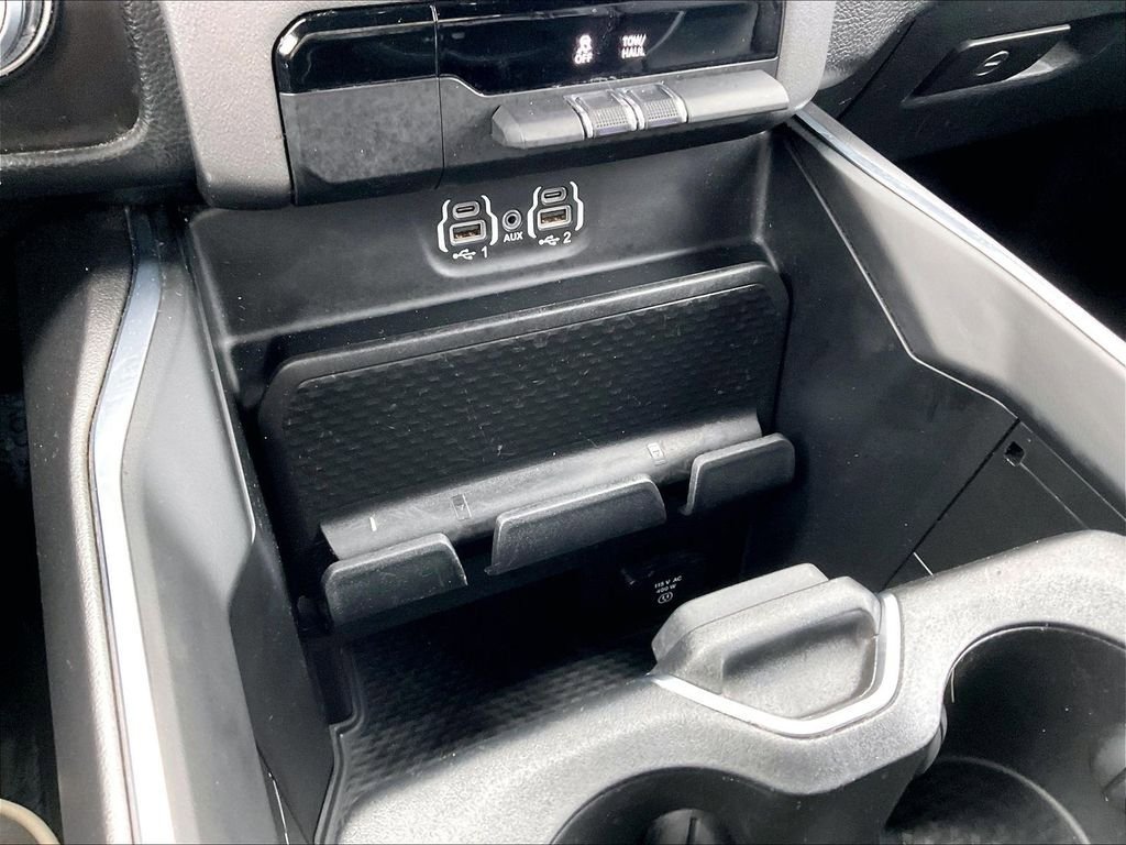 Used 2024 RAM 1500 Laramie AWD/4WD image 32