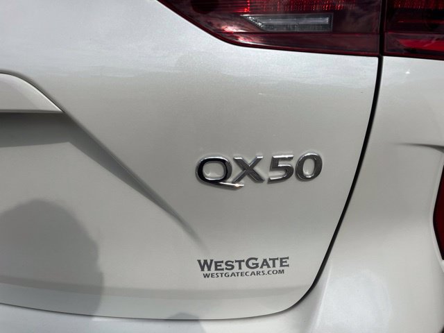 Used 2021 INFINITI QX50 Luxe w/ Appearance Package AWD/4WD image 23