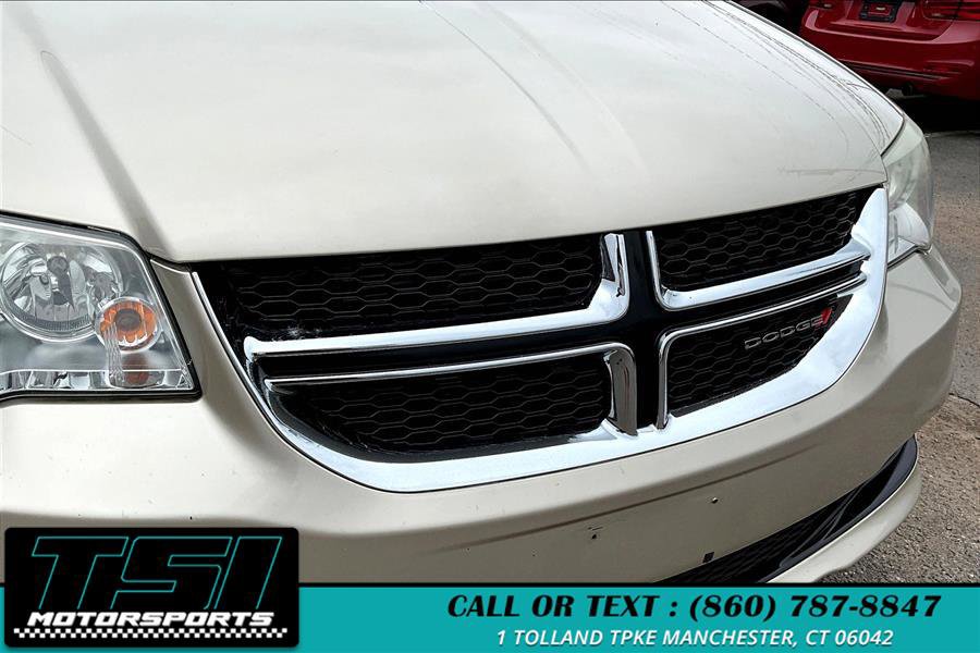Used 2012 Dodge Grand Caravan SE image 29
