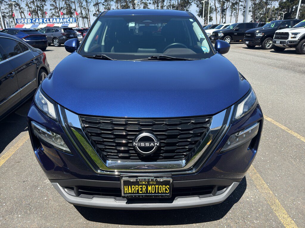 Used 2023 Nissan Rogue SV AWD/4WD image 9