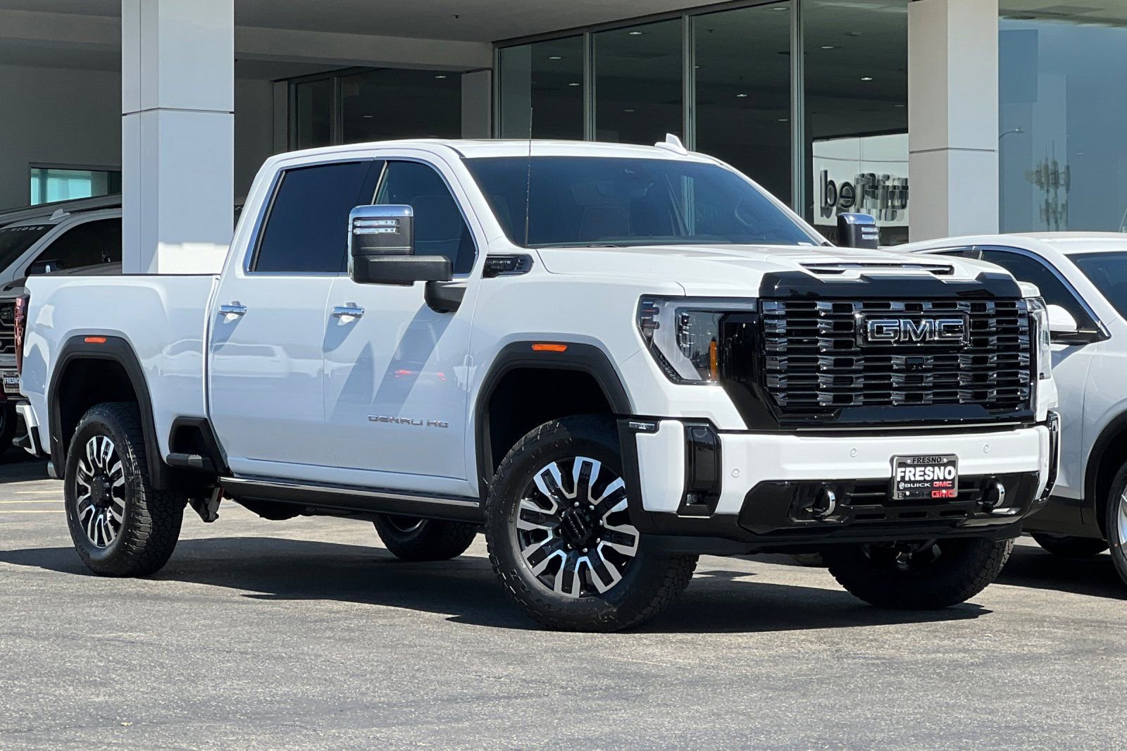 New 2026 GMC Sierra 2500 Denali Ultimate AWD/4WD image 2