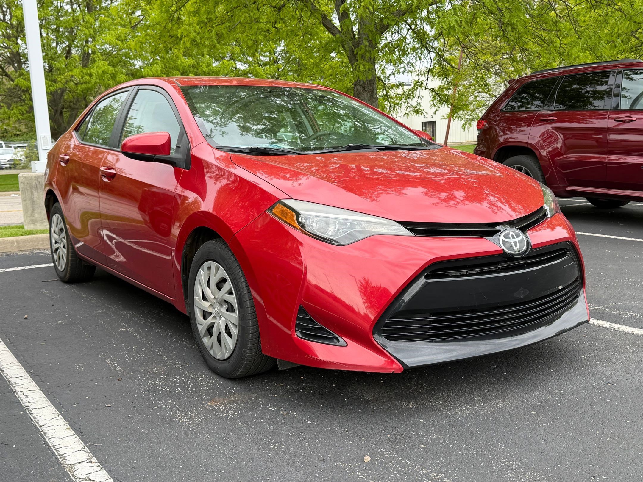Used 2018 Toyota Corolla LE FWD image 5