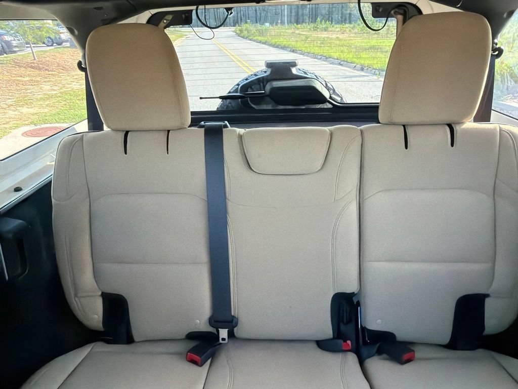 Used 2018 Jeep Wrangler Unlimited Sport S AWD/4WD image 14