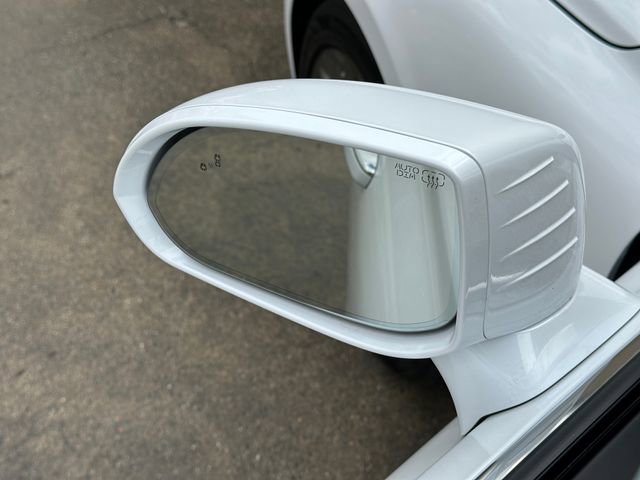 Used 2017 Genesis G90 5.0 Ultimate image 16