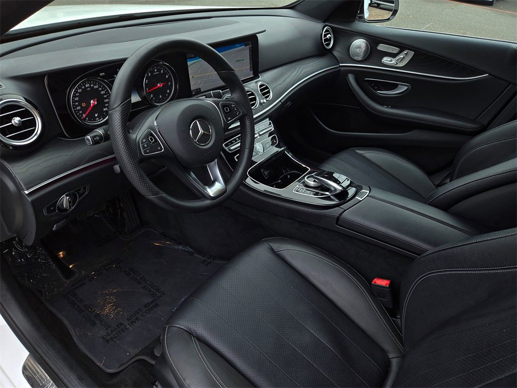 Used 2017 Mercedes-Benz E 300 image 9