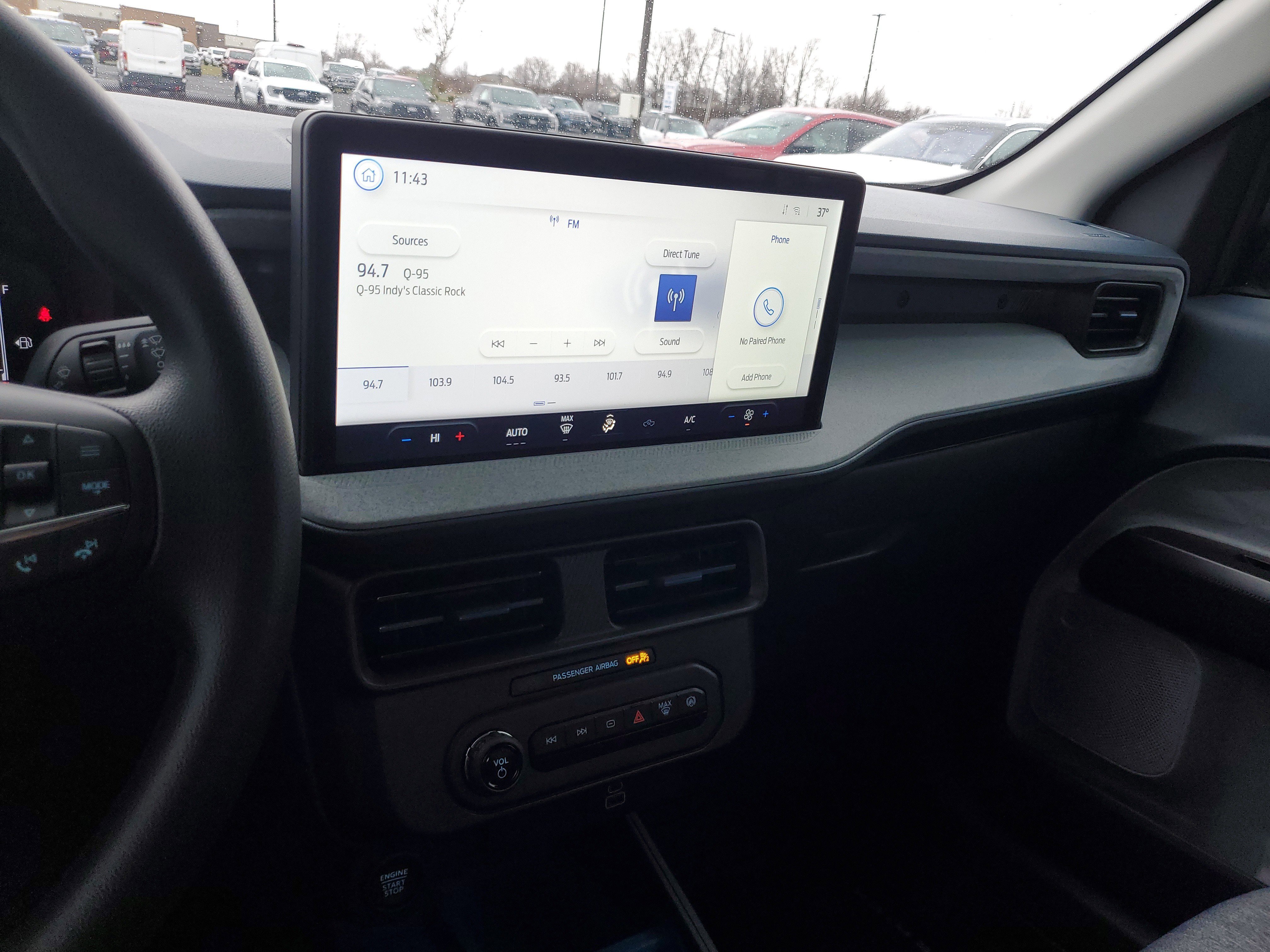 Certified 2025 Ford Maverick XLT image 25