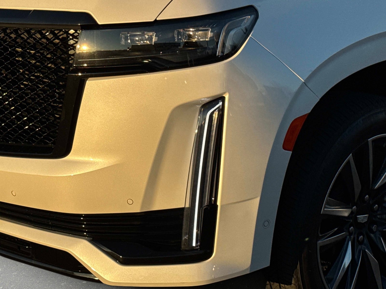 Used 2023 Cadillac Escalade Sport Platinum image 29