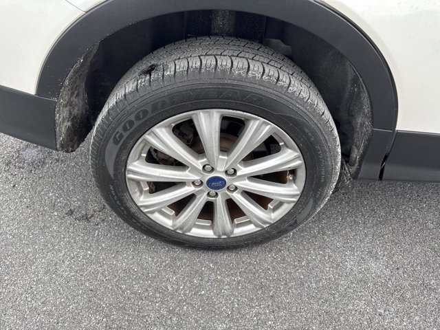 Used 2017 Ford Escape Titanium AWD/4WD image 9