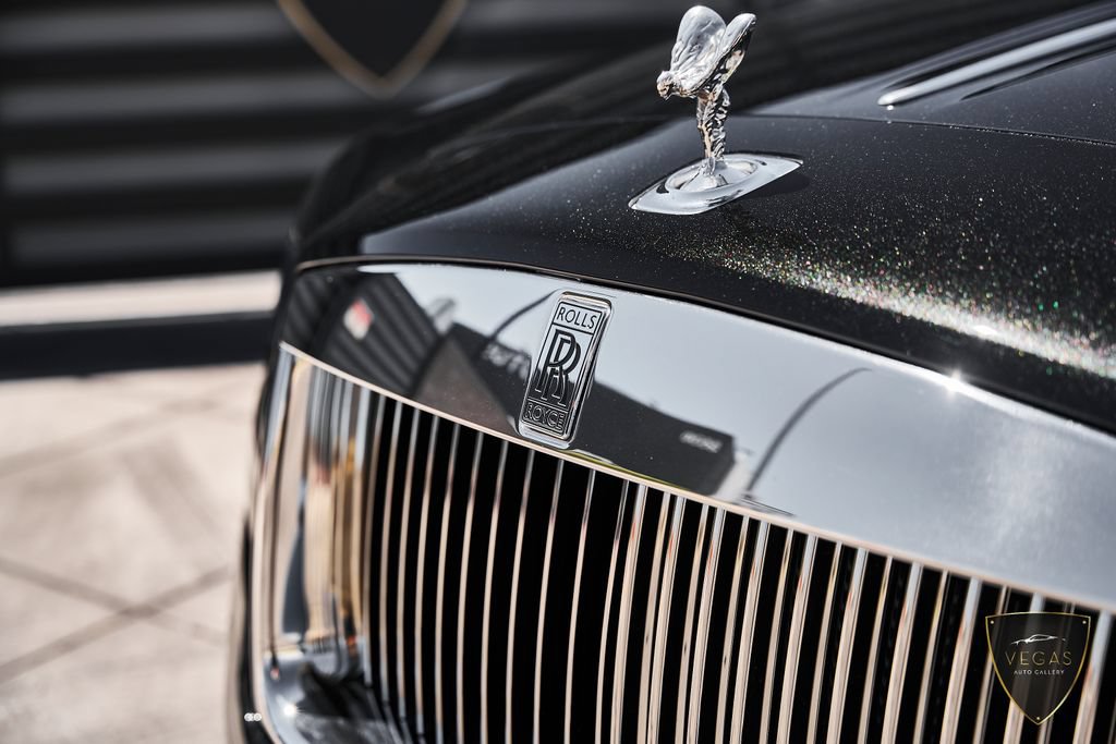 Used 2019 Rolls-Royce Dawn RWD image 10