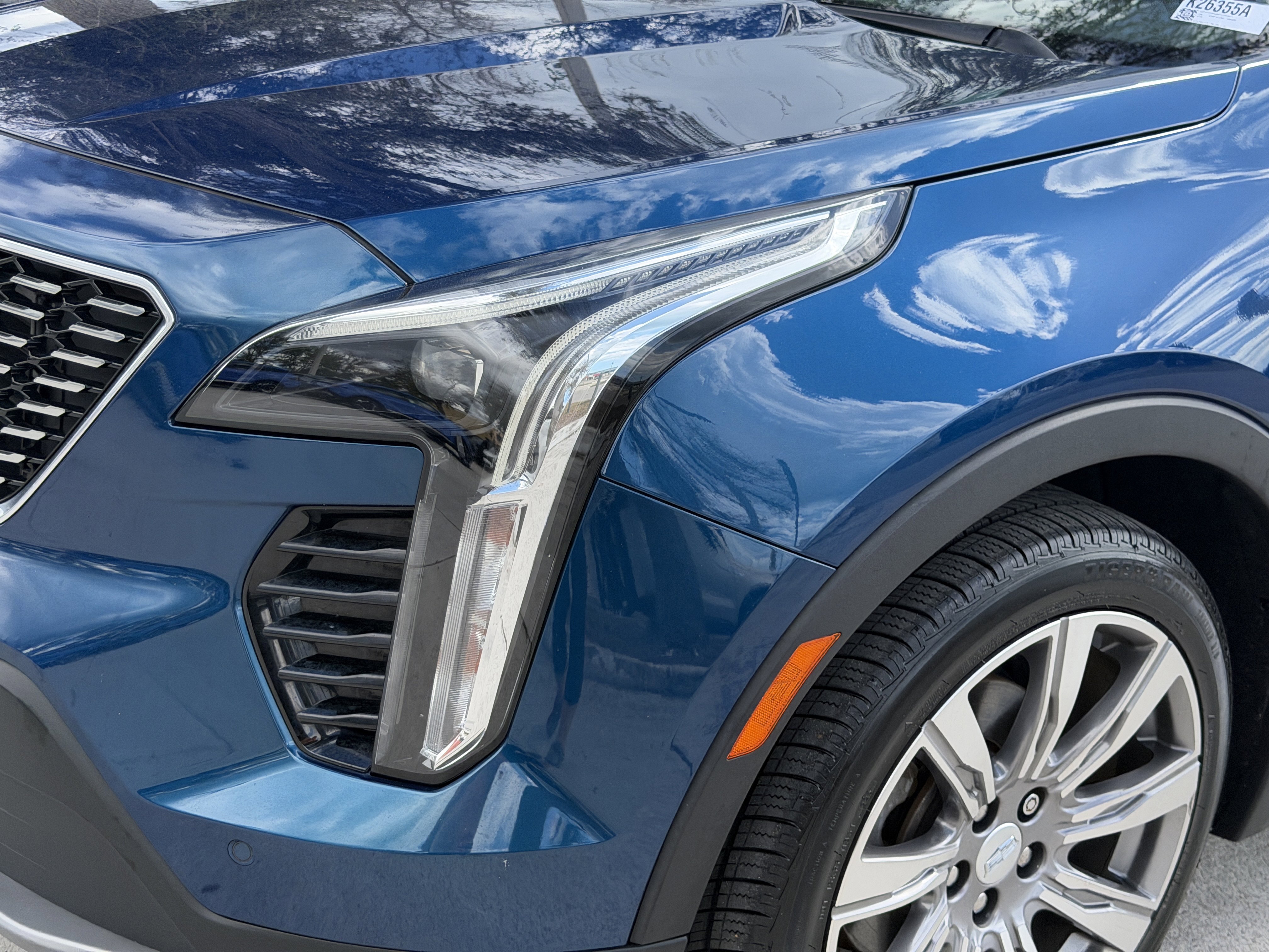 Used 2019 Cadillac XT4 Premium Luxury w/ Driver Assist Package image 9