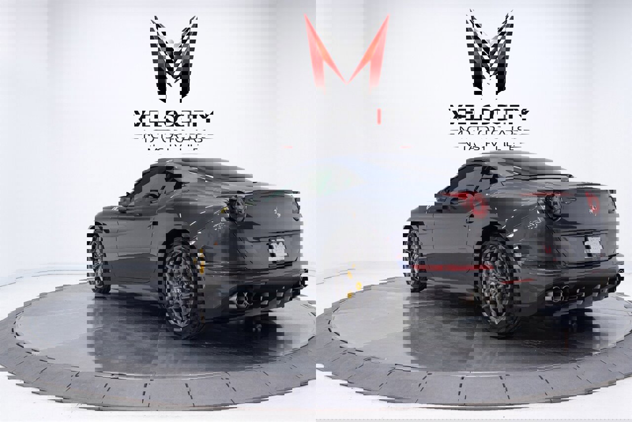 Used 2017 Ferrari California T image 13