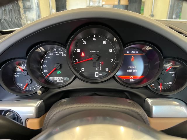 Used 2019 Porsche 911 Carrera RWD image 24