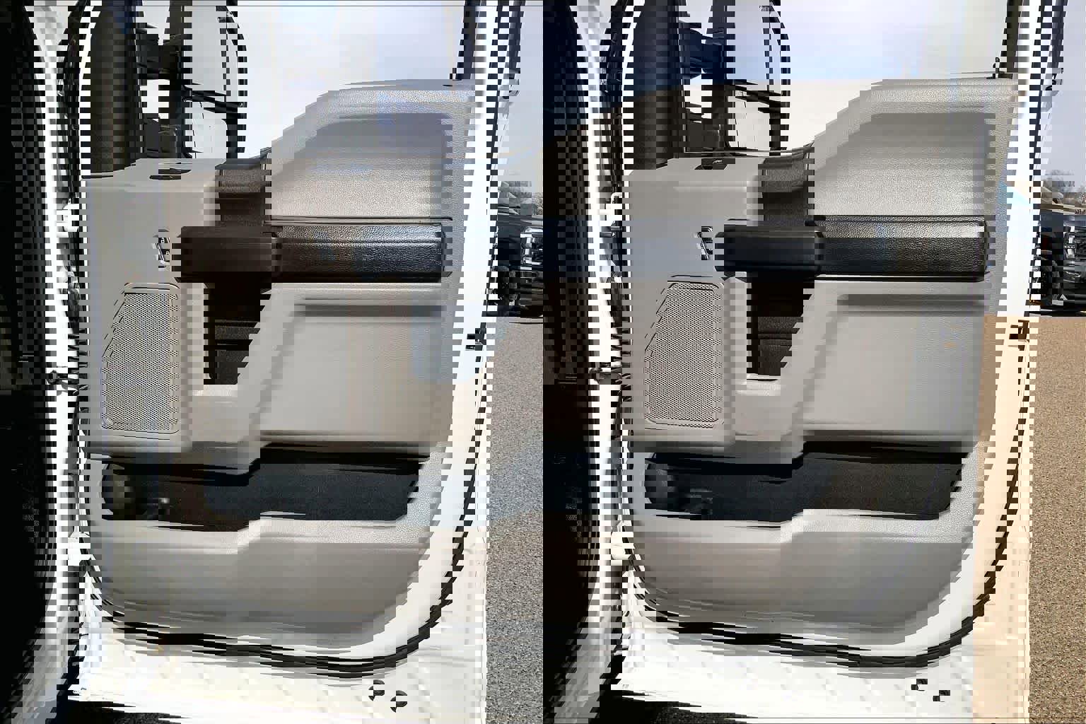 Used 2020 Ford F250 XL w/ Power Equipment Group image 21