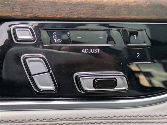 Used 2022 Jeep Grand Wagoneer Series I image 23