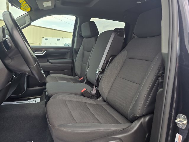 Used 2024 Chevrolet Silverado 1500 LT AWD/4WD image 12