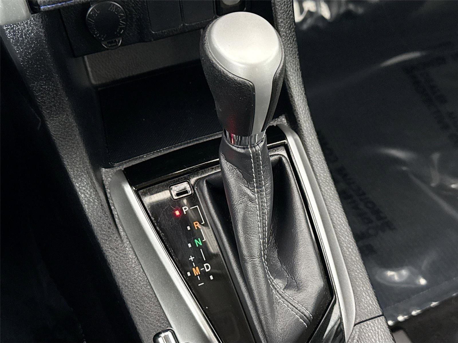 Used 2017 Toyota Corolla SE image 22